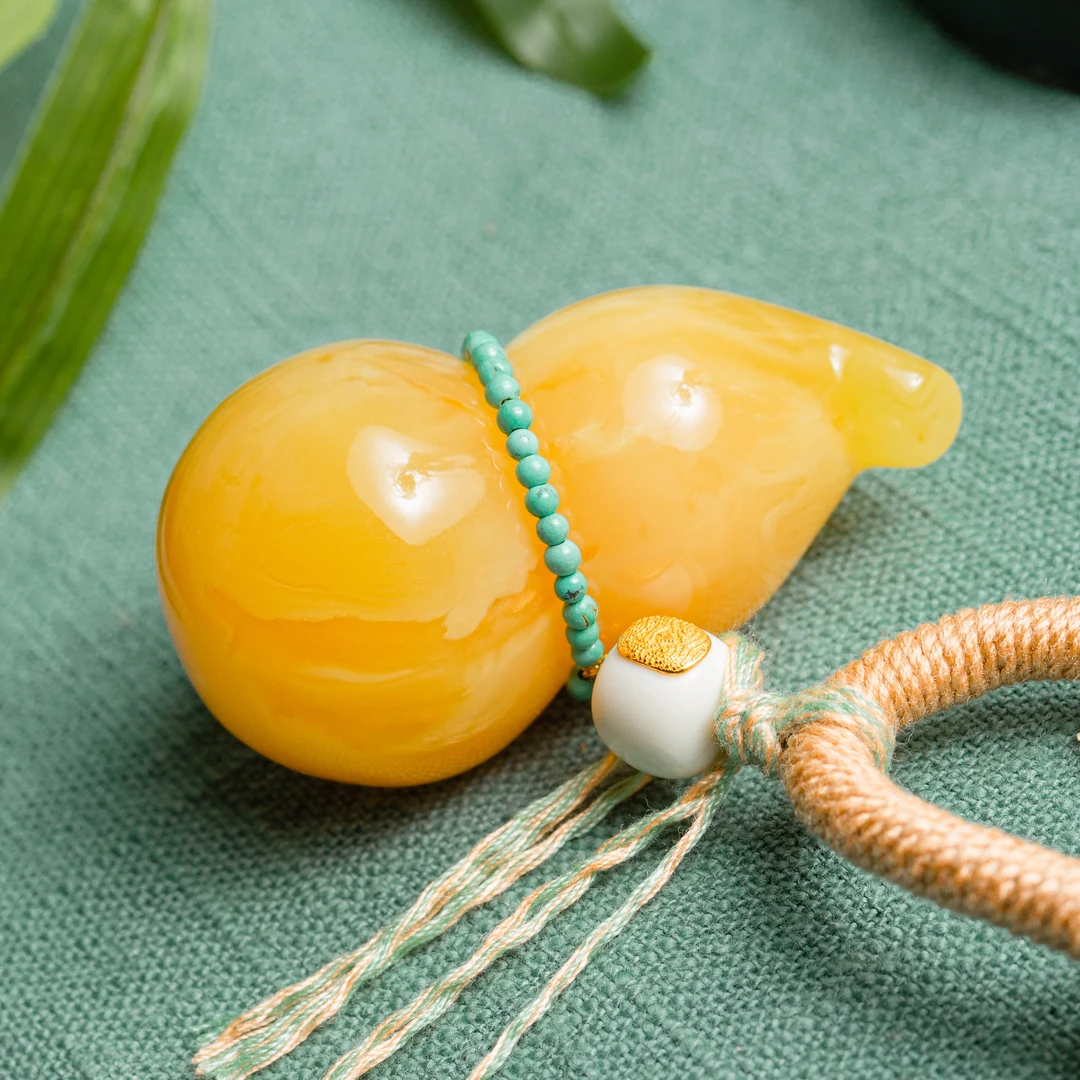 PurePeak Honey Amber Gourd Necklace with Turquoise