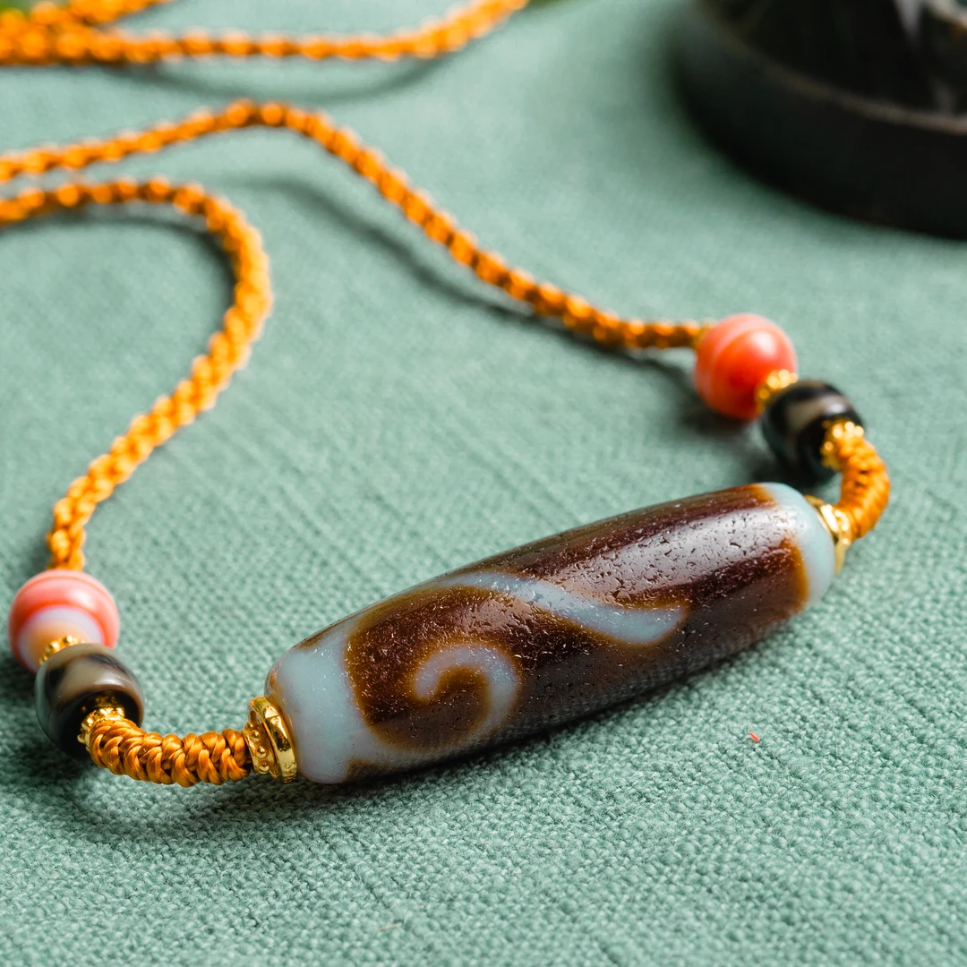 PurePeak Ruyi Agate Dzi Necklace with Silver Tibetan Accents